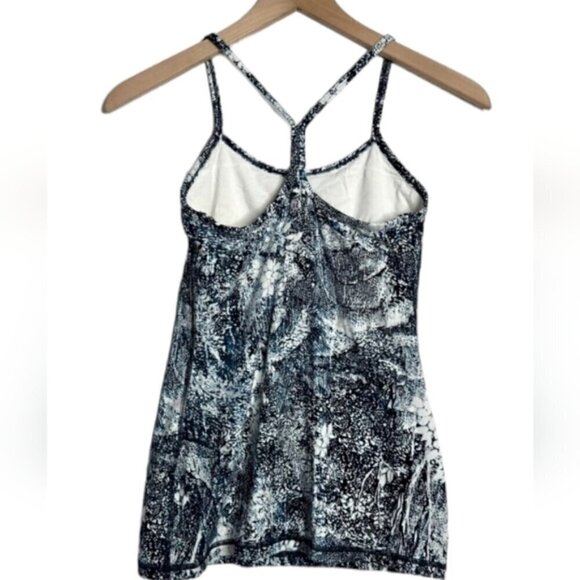 Lululemon Wildwood Power Y Tank Top - Women's Size 2 - Picture 3 of 5